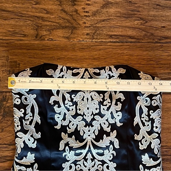 WHBM Strapless Cocktail Dress Size 2 Black Satin Gold Embroidered Sheath Fitted - Picture 10 of 16